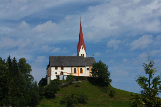 1202 Zillertal: de Kerk in Uderns-Kleinboden