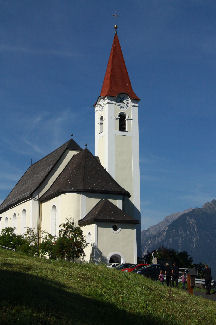 1201-Op 11 augustus 2012 over  de Fernpaß
                                 naar het Oberinntal: Imsterberg-
                                 Pfarrkirche Mariae Sieben Schmerzen