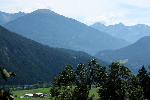 1209-De bergwereld achter de Starkenbergersee