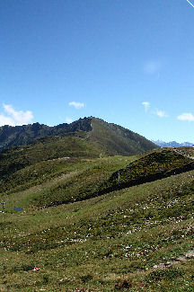 2701-Krahberg (2212m): zicht op Glanderspitze (2512m)