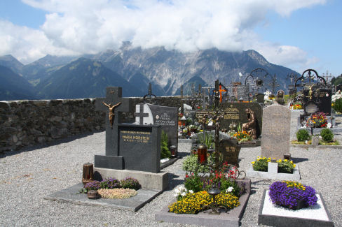 1404-Friedhof bij deze kerk in Bartholomäberg